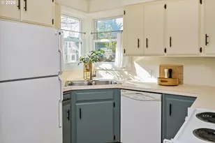 6430 NE Hancock St, Portland, OR 97213 - Photo 11