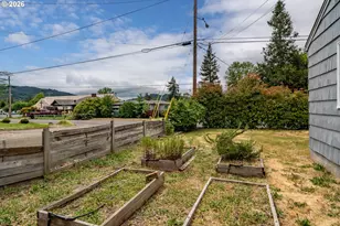 461 W Broccoli St, Roseburg, OR 97471 - Photo 29