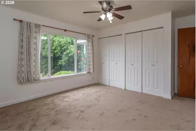 461 W Broccoli St, Roseburg, OR 97471 - Photo 13