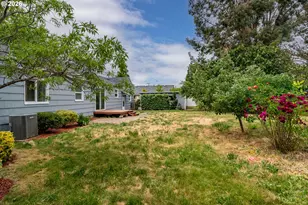 461 W Broccoli St, Roseburg, OR 97471 - Photo 31