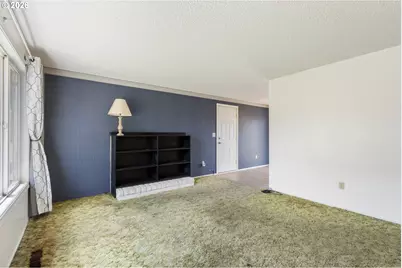 1911 Palos Verdes Dr, Roseburg, OR 97471 - Photo 11