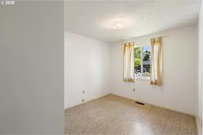 1911 Palos Verdes Dr, Roseburg, OR 97471 - Photo 29