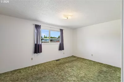 1911 Palos Verdes Dr, Roseburg, OR 97471 - Photo 25