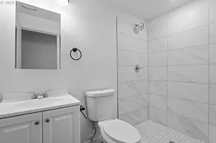 1904 SE 80th Ave, Portland, OR 97215 - Photo 15