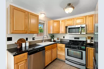 7016 SE Harold St, Portland, OR 97206 - Photo 9