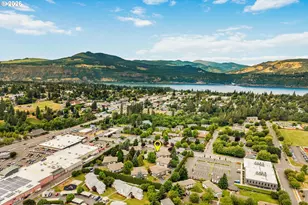 917 Pacific Ave, Hood River, OR 97031 - Photo 27