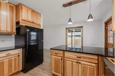 1004 Walnut St, Baker City, OR 97814 - Photo 5