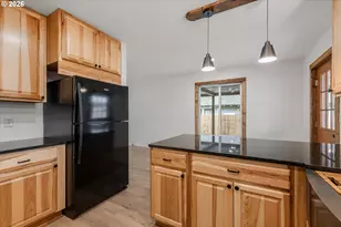 1004 Walnut St, Baker City, OR 97814 - Photo 5