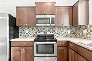 8511 NE 13th Pl, Vancouver, WA 98665 - Photo 5
