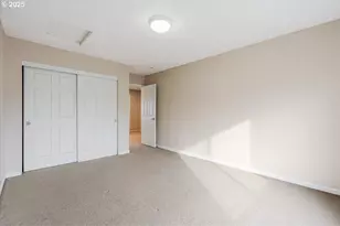 21157 NE Shore Dr, Fairview, OR 97024 - Photo 35