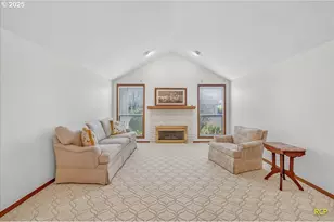 2332 NE 158th Ave, Portland, OR 97230 - Photo 5