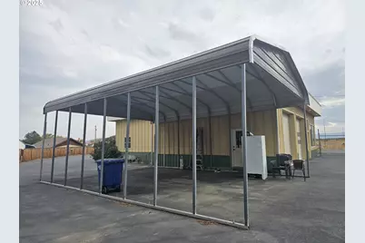 995 3rd St, North Powder, OR 97867 - Photo 3