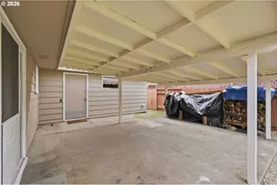 1420 Evergreen Dr, Eugene, OR 97404 - Photo 25