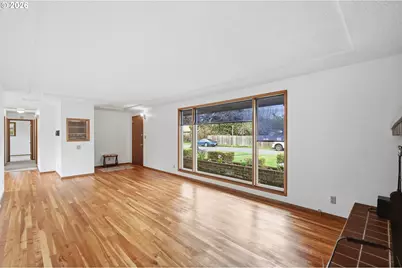 1420 Evergreen Dr, Eugene, OR 97404 - Photo 5