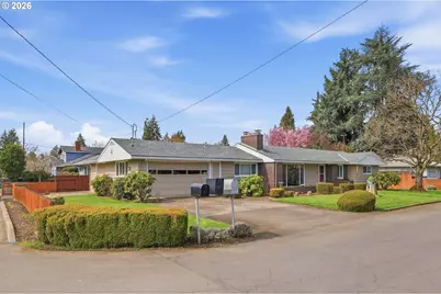 1420 Evergreen Dr, Eugene, OR 97404 - Photo 3