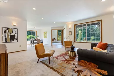 21805 Boones Ferry Rd NE, Aurora, OR 97002 - Photo 19