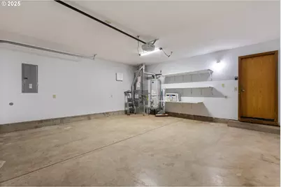 21805 Boones Ferry Rd NE, Aurora, OR 97002 - Photo 41