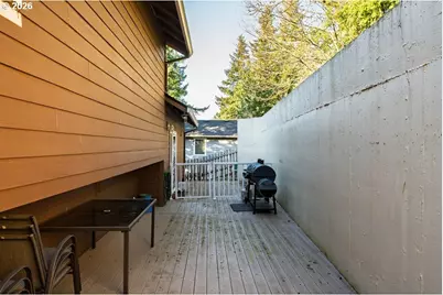 518 SE Espinosa St, Estacada, OR 97023 - Photo 35