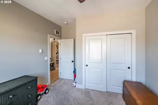 547 W Fourth St, Coquille, OR 97423 - Photo 37