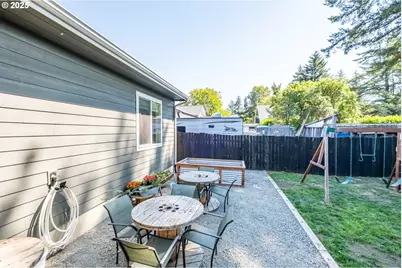 547 W 4th St, Coquille, OR 97423 - Photo 43