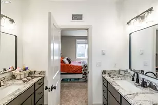 547 W Fourth St, Coquille, OR 97423 - Photo 29