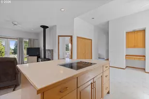 28200 SW Ladd Hill Rd, Sherwood, OR 97140 - Photo 9