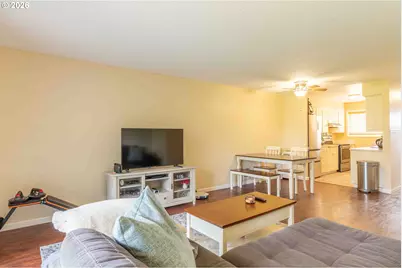 1935 NE 19th St, Gresham, OR 97030 - Photo 5