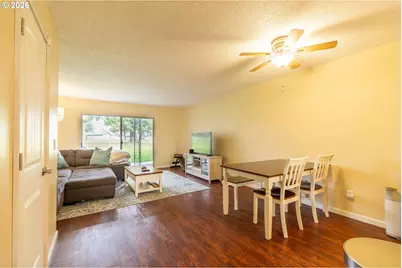 1935 NE 19th St, Gresham, OR 97030 - Photo 3