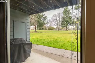 1935 NE 19th St, Gresham, OR 97030 - Photo 27