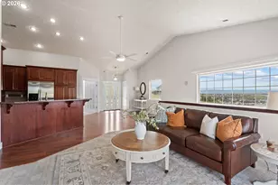 810 N Main St, Pendleton, OR 97801 - Photo 7