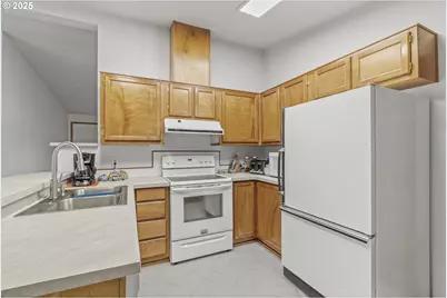 5400 Meeker Dr #104, Kalama, WA 98625 - Photo 11