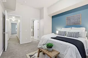 2004 NE Cadbury Ave, Hillsboro, OR 97006 - Photo 25