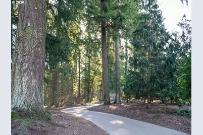 2004 NE Cadbury Ave #213, Hillsboro, OR 97006 - Photo 43