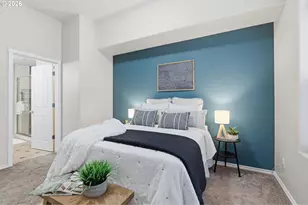 2004 NE Cadbury Ave, Hillsboro, OR 97006 - Photo 25