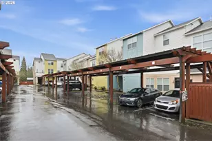 2004 NE Cadbury Ave, Hillsboro, OR 97006 - Photo 37