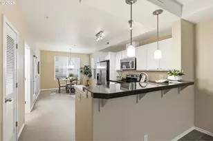 2004 NE Cadbury Ave, Hillsboro, OR 97006 - Photo 13