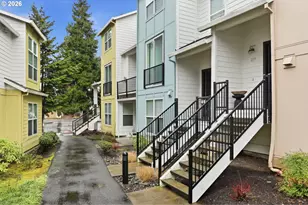 2004 NE Cadbury Ave, Hillsboro, OR 97006 - Photo 7