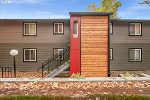 12612 NW Barnes Rd, Portland, OR 97210 - Photo 3