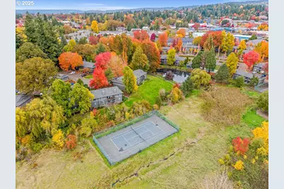 12612 NW Barnes Rd #6, Portland, OR 97210 - Photo 35