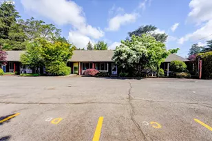 611 SE 139th Ave, Portland, OR 97233 - Photo 25