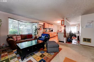 611 SE 139th Ave, Portland, OR 97233 - Photo 7