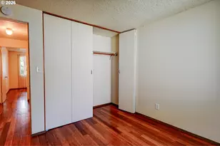 611 SE 139th Ave, Portland, OR 97233 - Photo 17