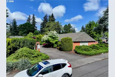 611 SE 139th Ave, Portland, OR 97233 - Photo 21