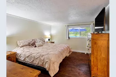 28502 S Highway 213, Molalla, OR 97038 - Photo 21