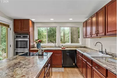 3283 Stoney Ridge Rd, Eugene, OR 97405 - Photo 11