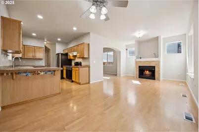 17723 SW Falling Leaf Ct, Beaverton, OR 97003 - Photo 11