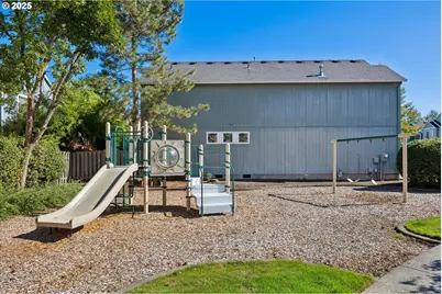 17723 SW Falling Leaf Ct, Beaverton, OR 97003 - Photo 39