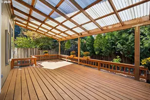 17723 SW Falling Leaf Ct, Beaverton, OR 97003 - Photo 35