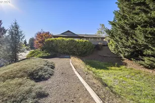 1210 Chatnicka St NW, Salem, OR 97304 - Photo 41