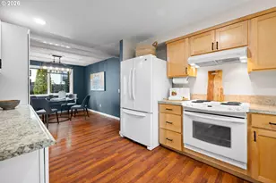 493 S Emerald Loop, Cornelius, OR 97113 - Photo 3